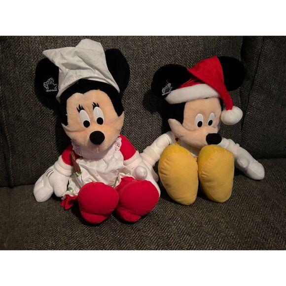 18” Holiday Mickey and Minnie Mouse Plush Set - Picture 5 of 5